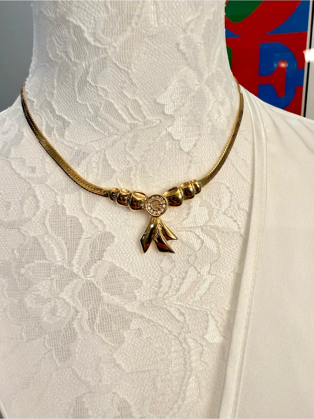 Vintage Givenchy Gold Tone Bow Choker Necklace Rhinestone G Logo Runway